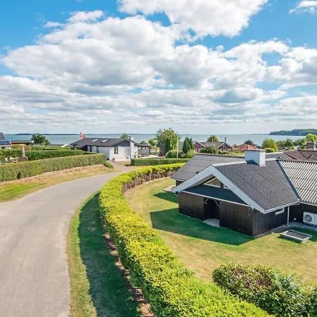 7 Person In Hejls-by Traum Hejls